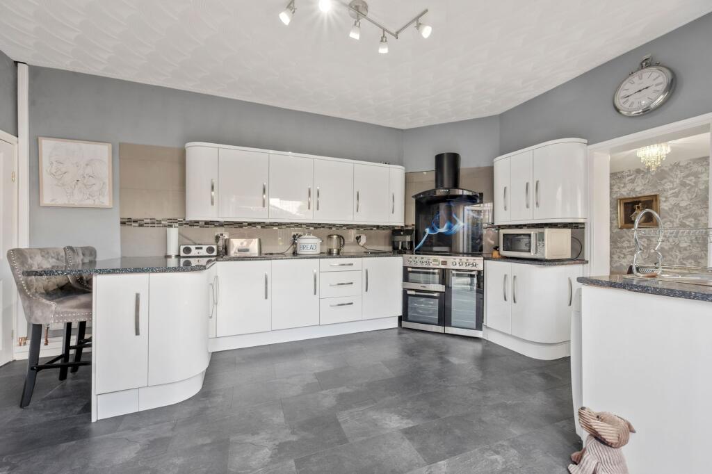 House in St Helens, Liverpool City Region - View 3