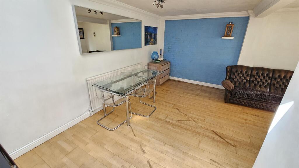 House in Nottingham - View 5