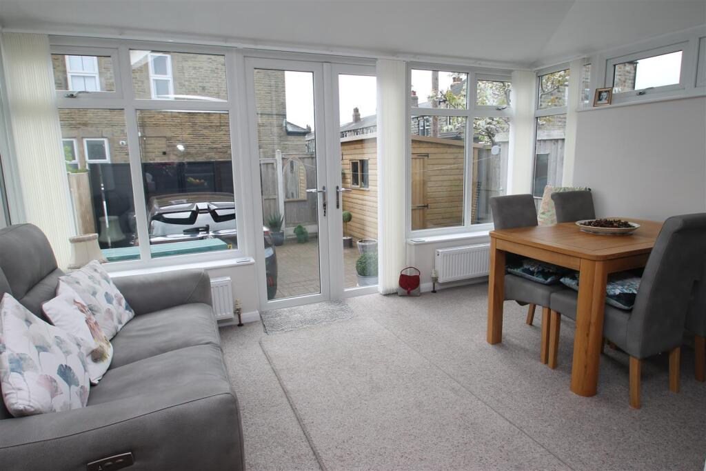 House in Harrogate - View 6