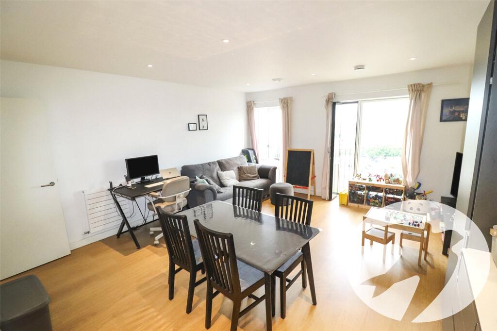 Apartment in London - More