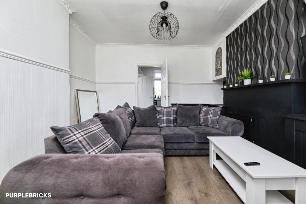 House in Sheffield, South Yorkshire - View 4