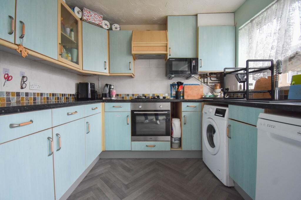 Dorsey Drive, Bedford, MK42 photo 3