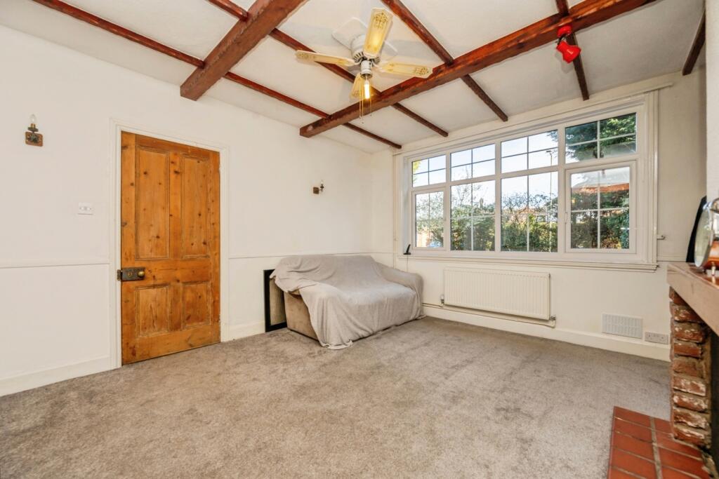 House in Dudley - View 4