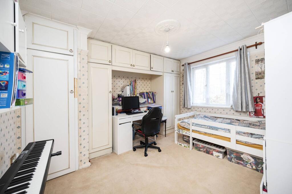 Main image of property: Roman Road, Muswell Hill, London, N10