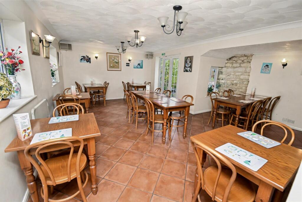 JD's Breakfast House, High Street, Weldon, NN17 3JJ photo 3