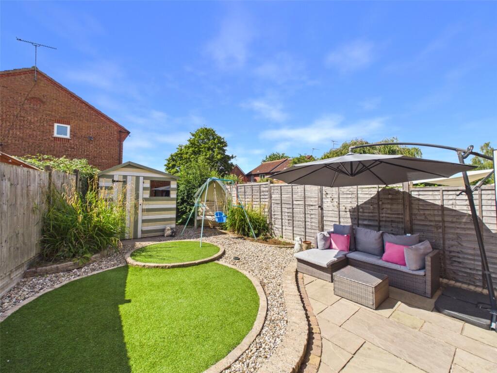 House in Worcester, Lyppard Grange, Warndon - View 4