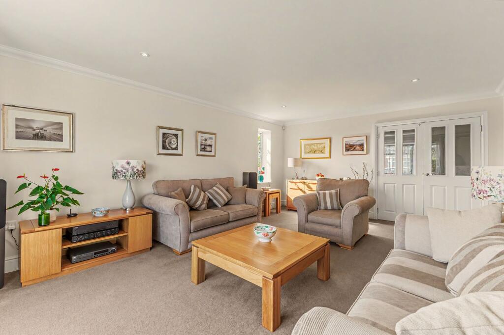 House in Wychavon, Fladbury - View 2