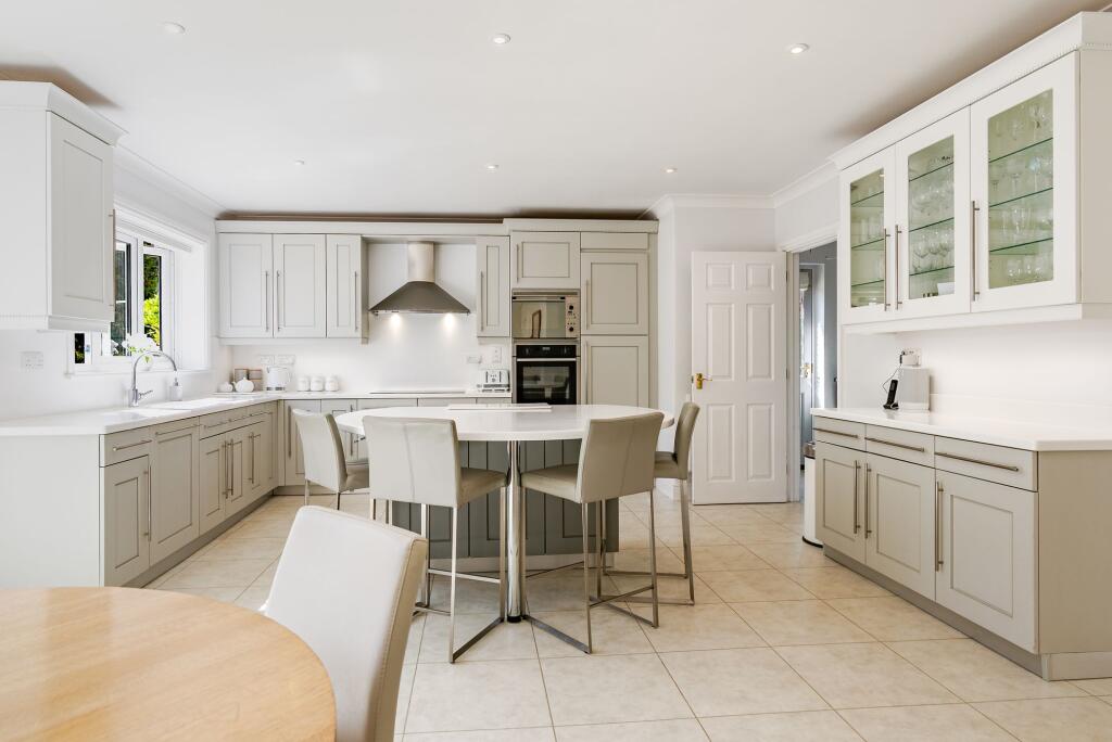House in Huntingdonshire, Ellington - More