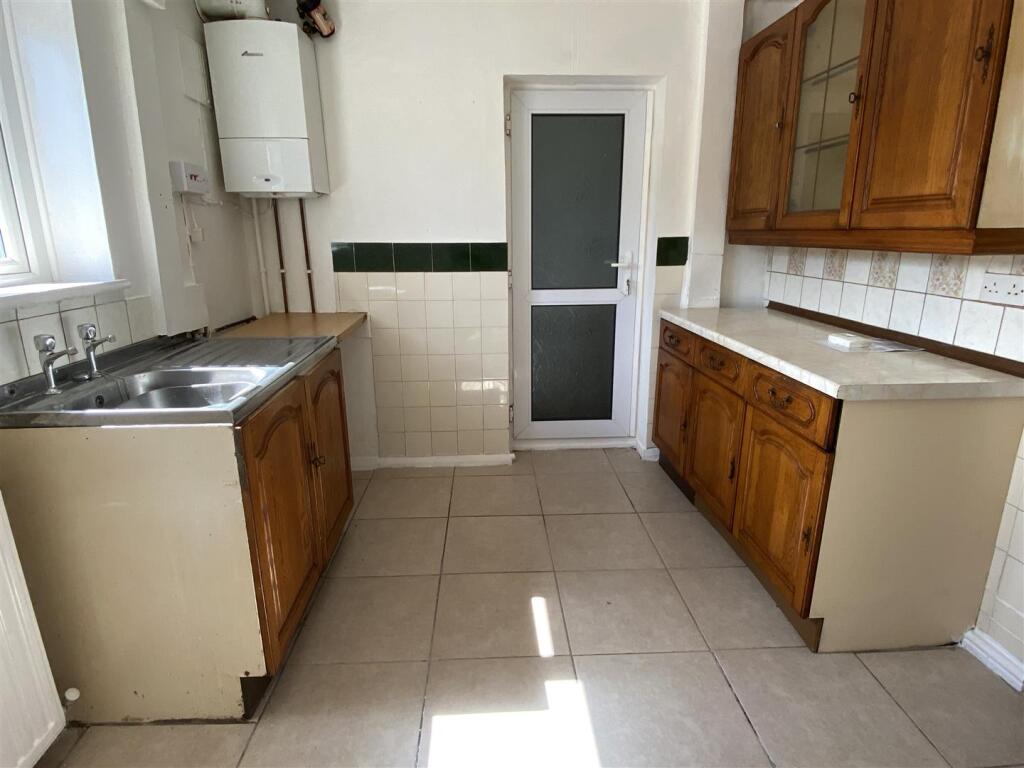 House in North West Leicestershire, Measham - View 3