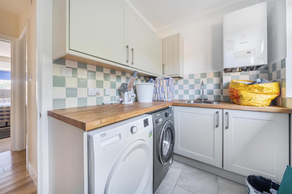 House in Portsmouth - View 5