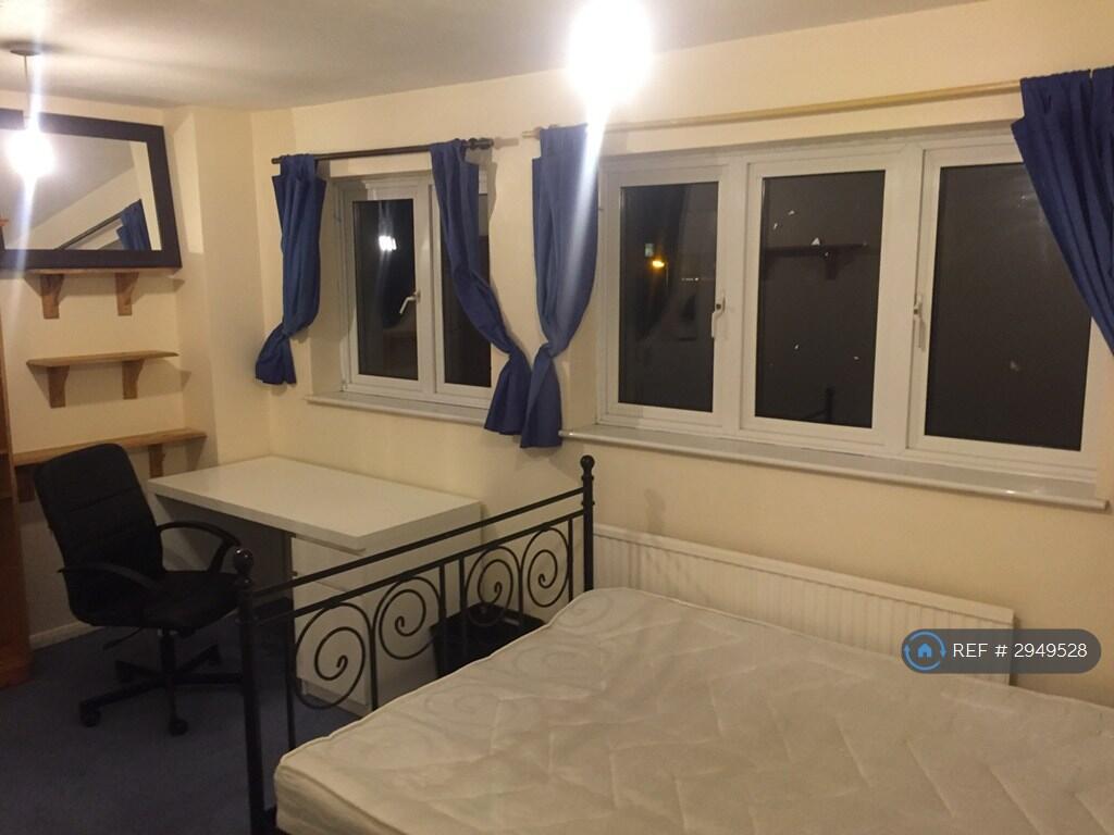 Main image of property: Britten Close, Colchester, CO4
