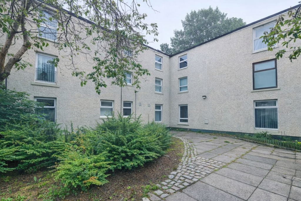 Main image of property: Elm Drive, Cumbernauld