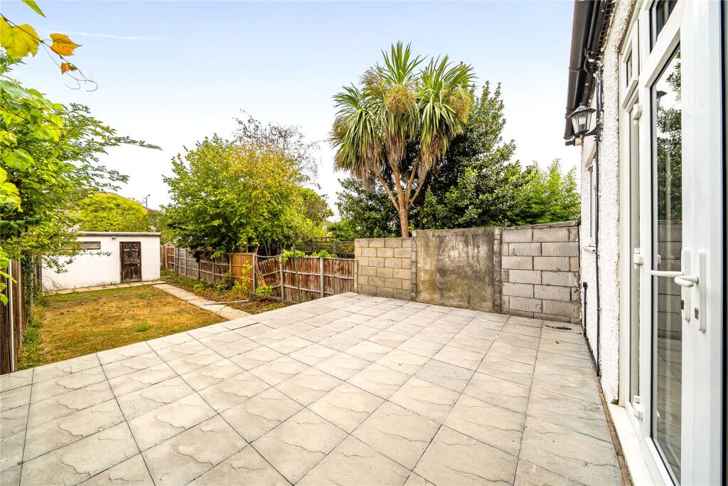 House in Kingston upon Thames - View 4