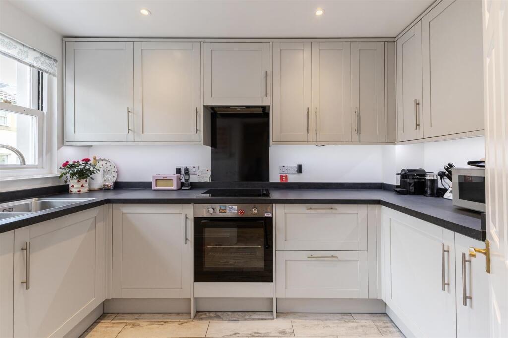 House in Bath, Walcot - View 2
