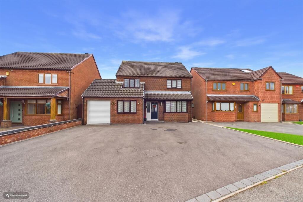 Main image of property: De Ferrers Croft, Stretton