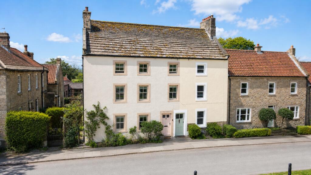 Main image of property: South Green, Staindrop, DL2
