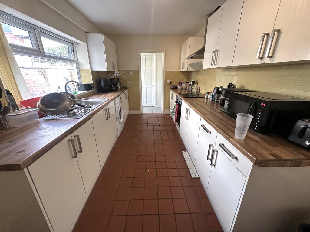 House in Lincoln, New Boultham - View 3