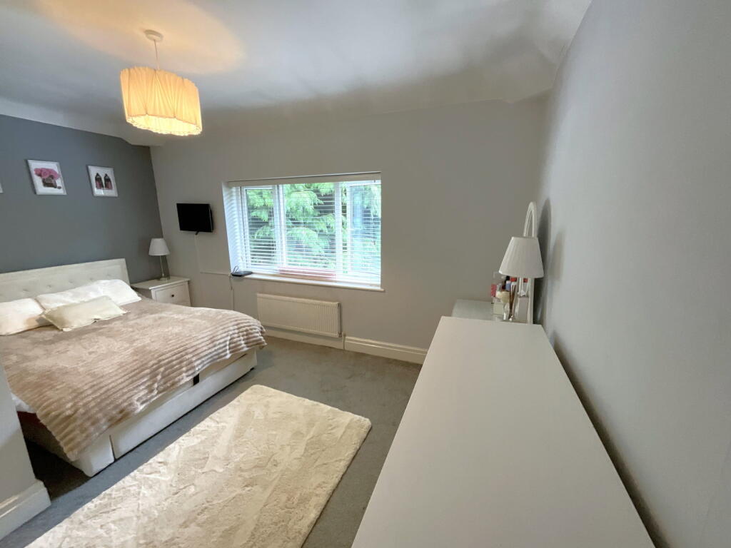 HALESOWEN, Goodrest Avenue - View 6