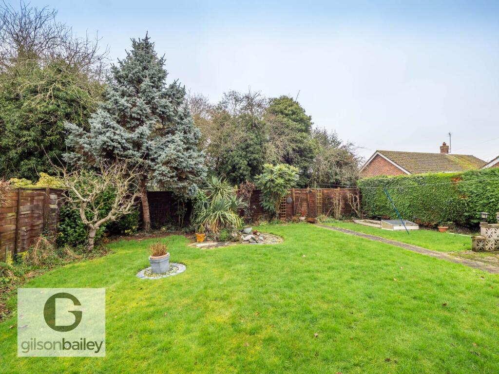 Briar Close, Lingwood photo 2