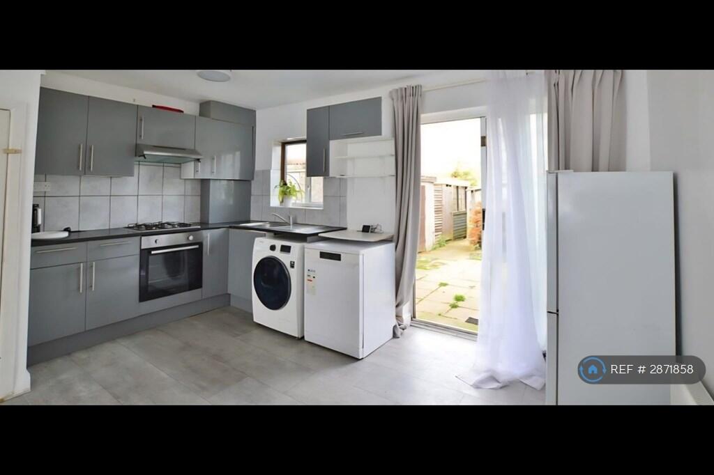 Main image of property: Salt Hill Way, Slough, SL1