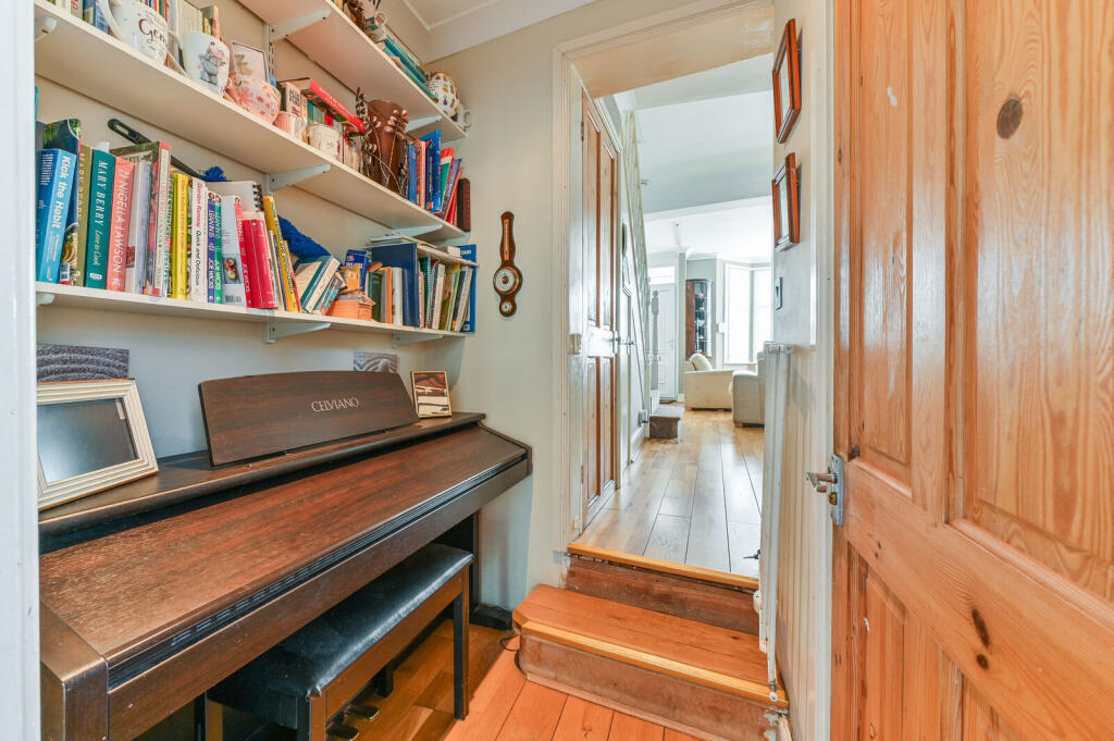 Main image of property: Ecclesbourne Road, Thornton Heath, CR7