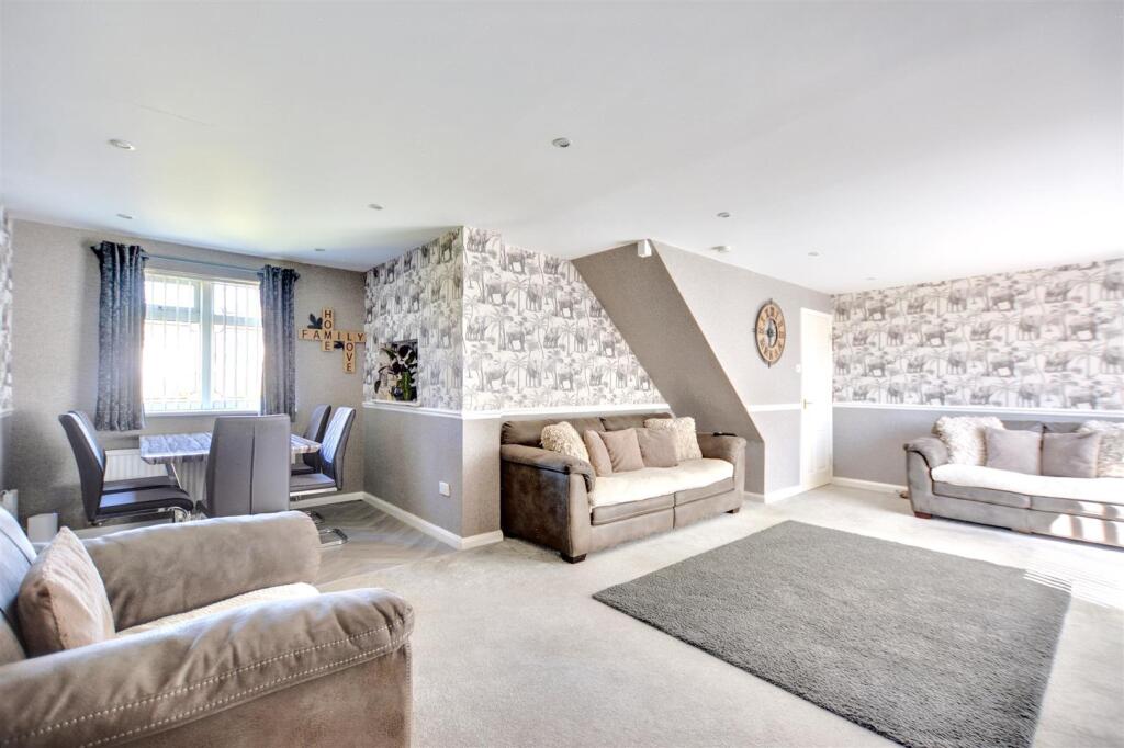 Derwent Avenue, West Hallam photo 3