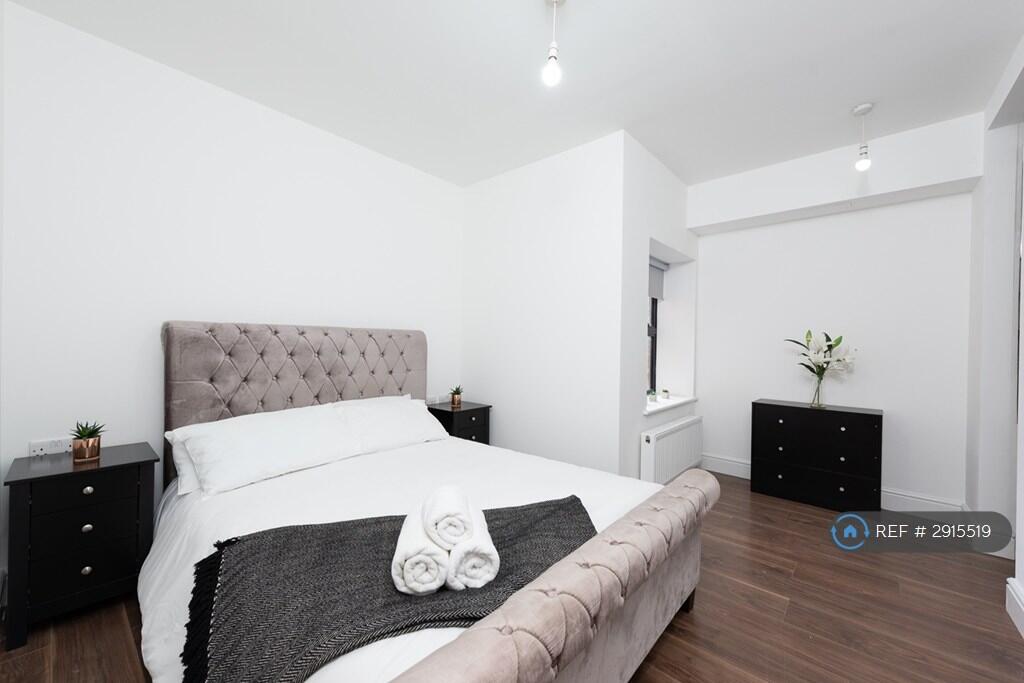 Main image of property: Hoxton Street, London, N1