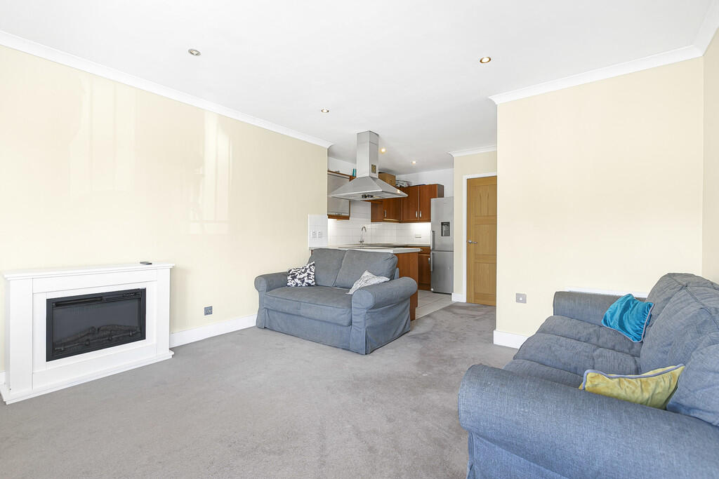 Apartment in London - View 4