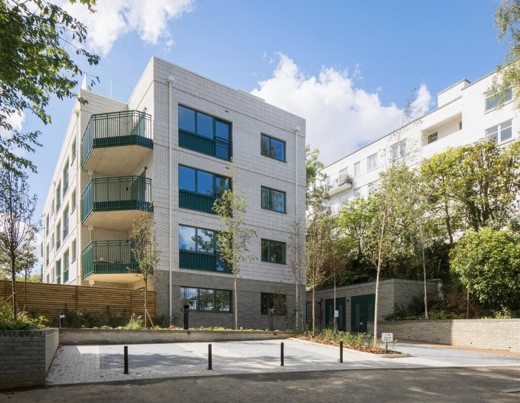 2-bed apartment on Taymount Mansion, Forest Hill, London, SE23, £600,000