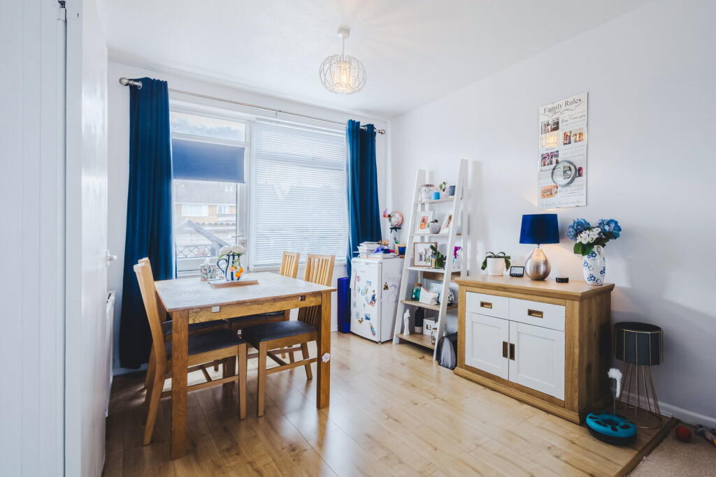 26 Sywell Road, Swindon, SN3 4BG photo 2