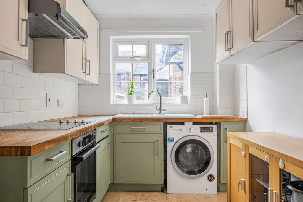 Apartment in South Oxfordshire, Wallingford - View 2