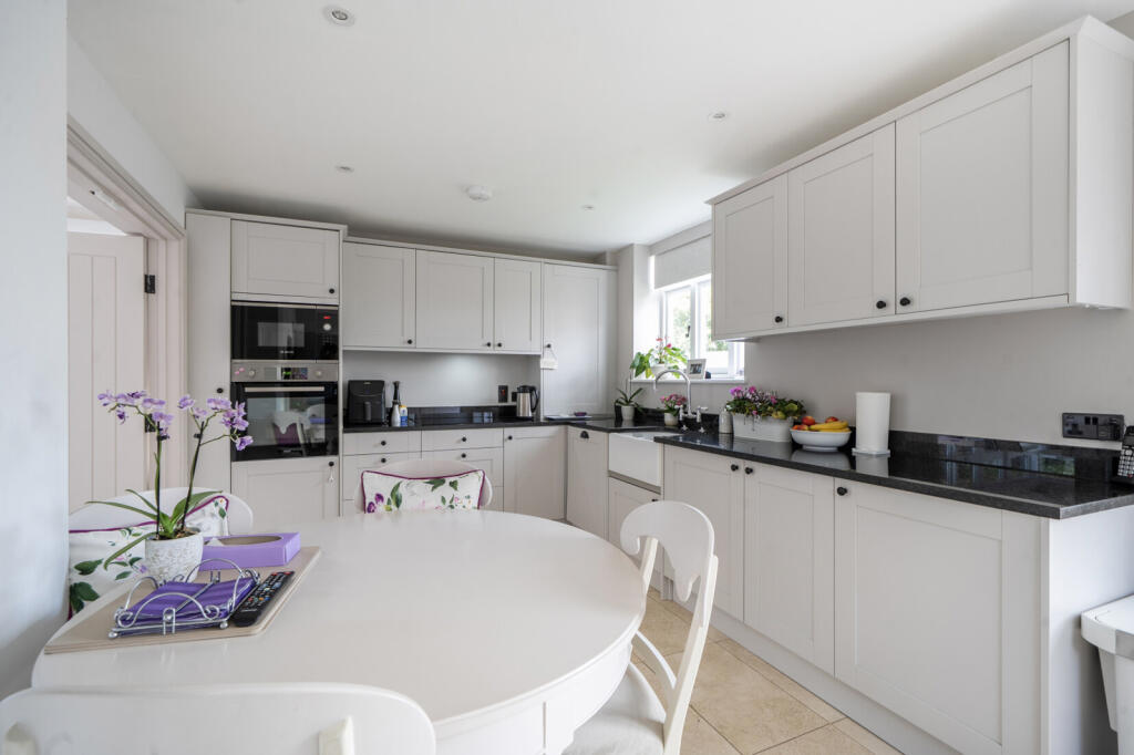 House in London, Mill Hill - View 5