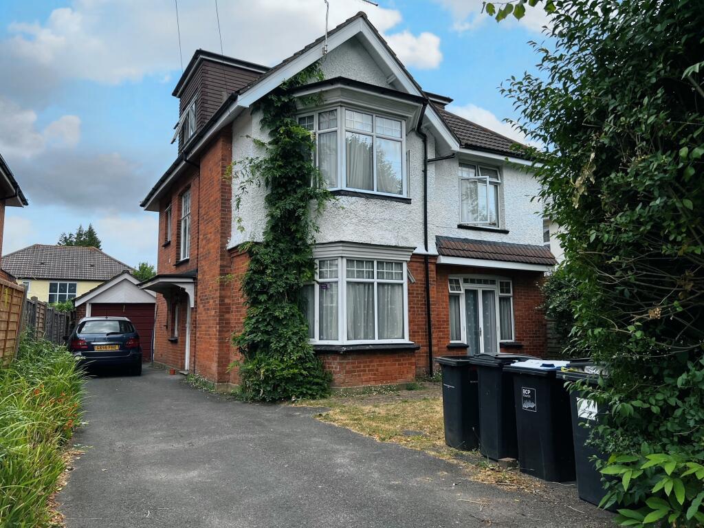 Main image of property: Iddesleigh Road - ALL BILLS INCLUDED