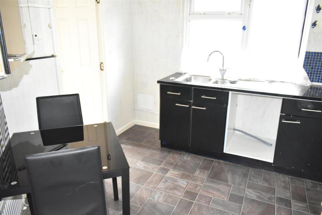 Ram Hill, Coalpit Heath, Bristol - View 3