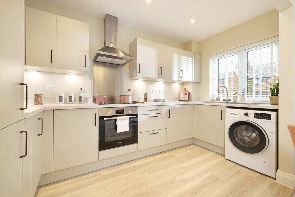 Apartment in South Oxfordshire, Chinnor - View 2