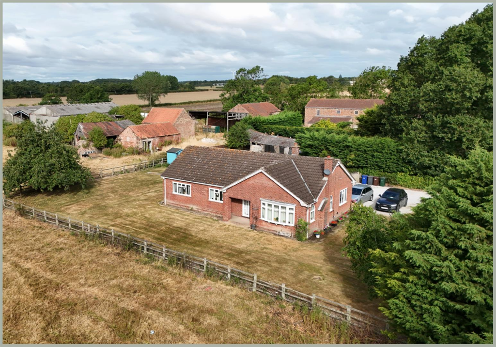 House in South Duffield, Cliffe - More