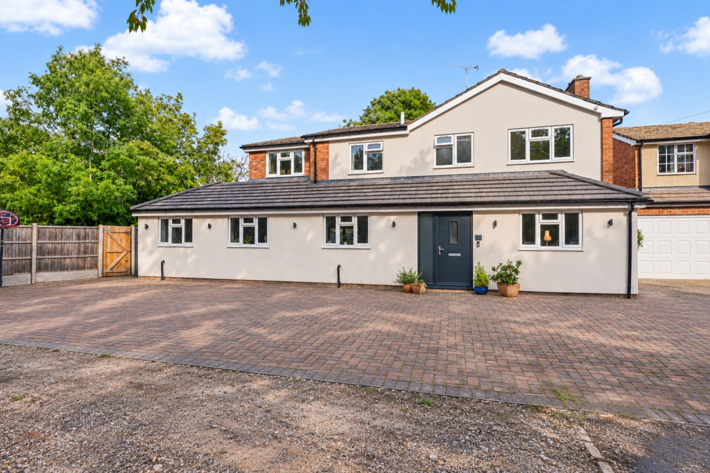 Main image of property: Putnams Drive, Aston Clinton, Buckinghamshire, HP22