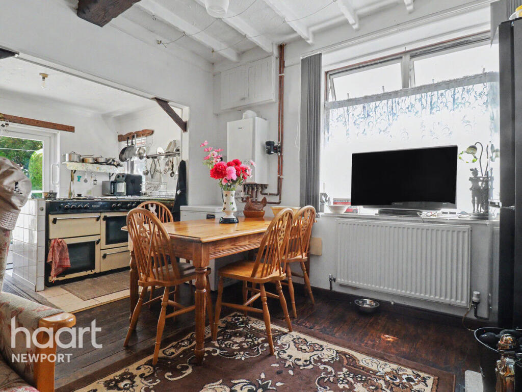 House in Newport, Pye Corner, Rogerstone - View 5