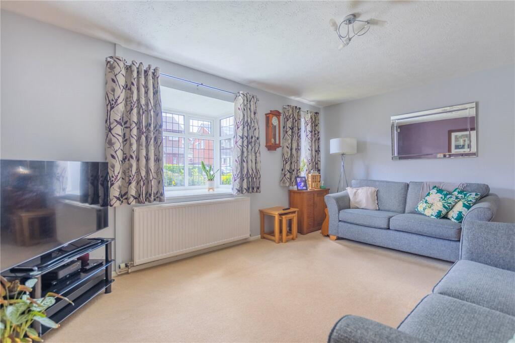 George Street, Shaw, Oldham, Greater Manchester, OL2 photo 3