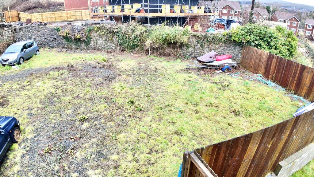 Lord Nelson Hotel, Heol Evan Wynne, CF81 - View 2