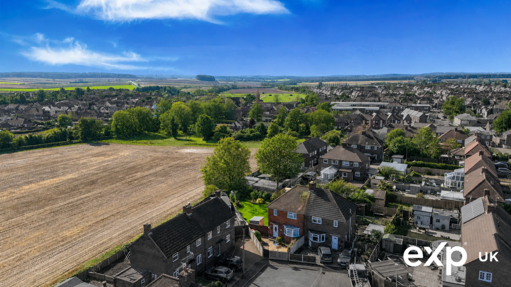 Main image of property: Lansbury Road, Edwinstowe, NG21 9QH