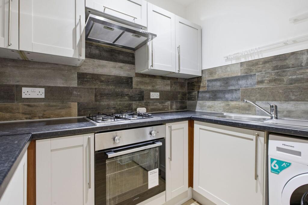Apartment in Glasgow - View 5