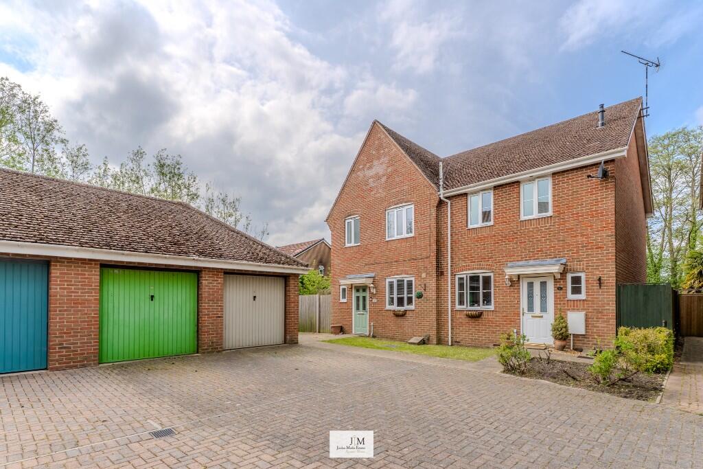 Main image of property: Peppercorn Close, Christchurch, Dorset, BH23