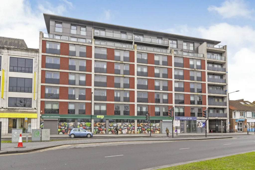 Main image of property: 26 High Street,  Slough, SL1