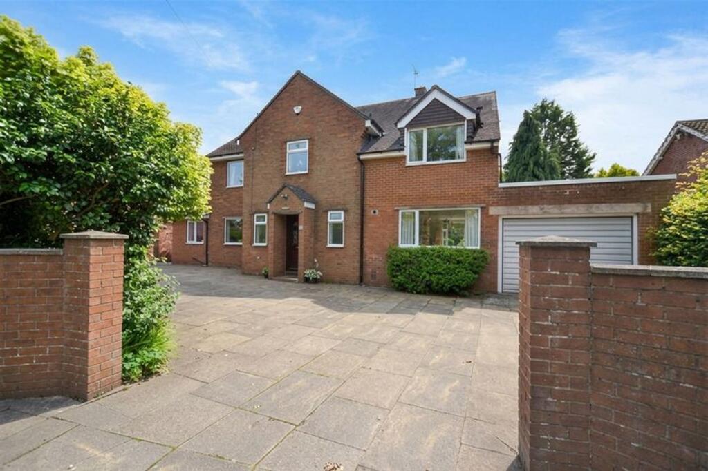 Main image of property: Middlewich Road, Holmes Chapel, CW4