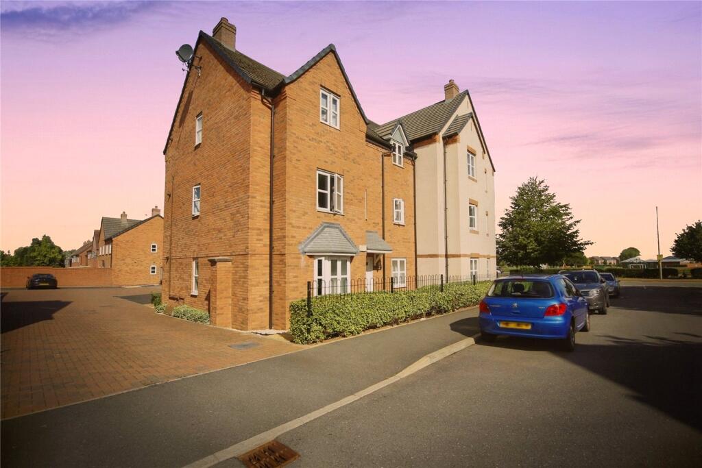 Main image of property: Wellington Avenue, Meon Vale, Stratford-upon-Avon, Warwickshire, CV37