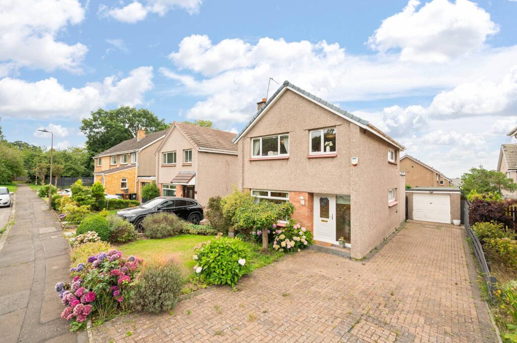 Main image of property: 16 Clerwood Grove, Corstorphine, Edinburgh, EH12 8PN