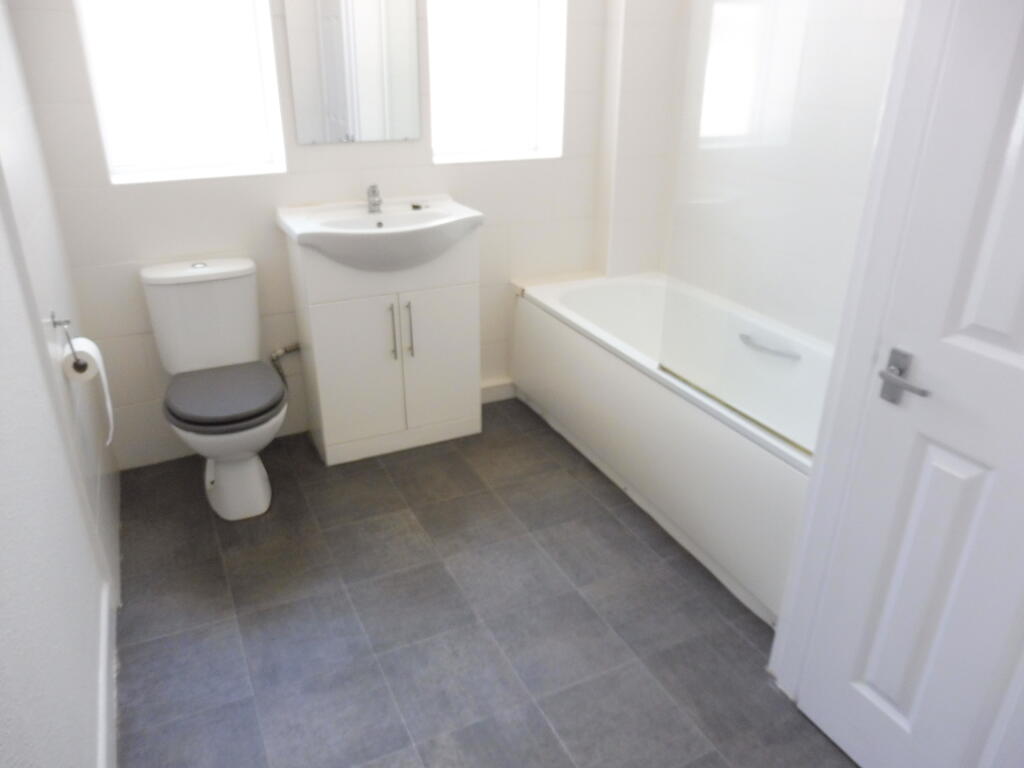 Apartment in Bournemouth - More