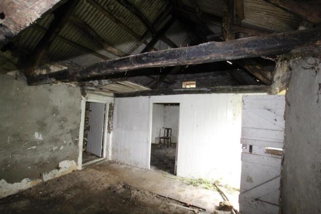 ROOM 1