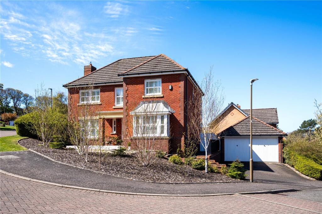 Main image of property: 32 Trainer's Brae, North Berwick, East Lothian, EH39 4NR